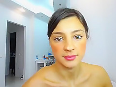 Beautiful camgirl Melenna1 in red bikini