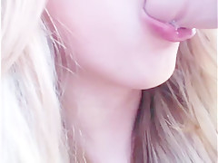 MeryFoxxx blowjob teasing with closeup