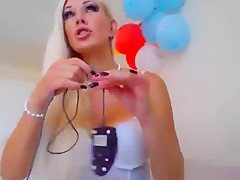 VVVIIIKKK: computer mouse in her ass