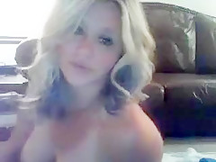 Horniesthousewife private show at 05/07/15 11:19 from Chaturbate