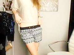 Laaura18 private show at 07/10/15 05:11 from Chaturbate
